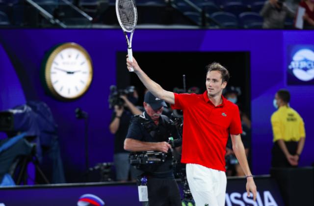 世界杯高清比赛直播-梅德维德夫澳网行情看涨 德约纳达尔低调出征